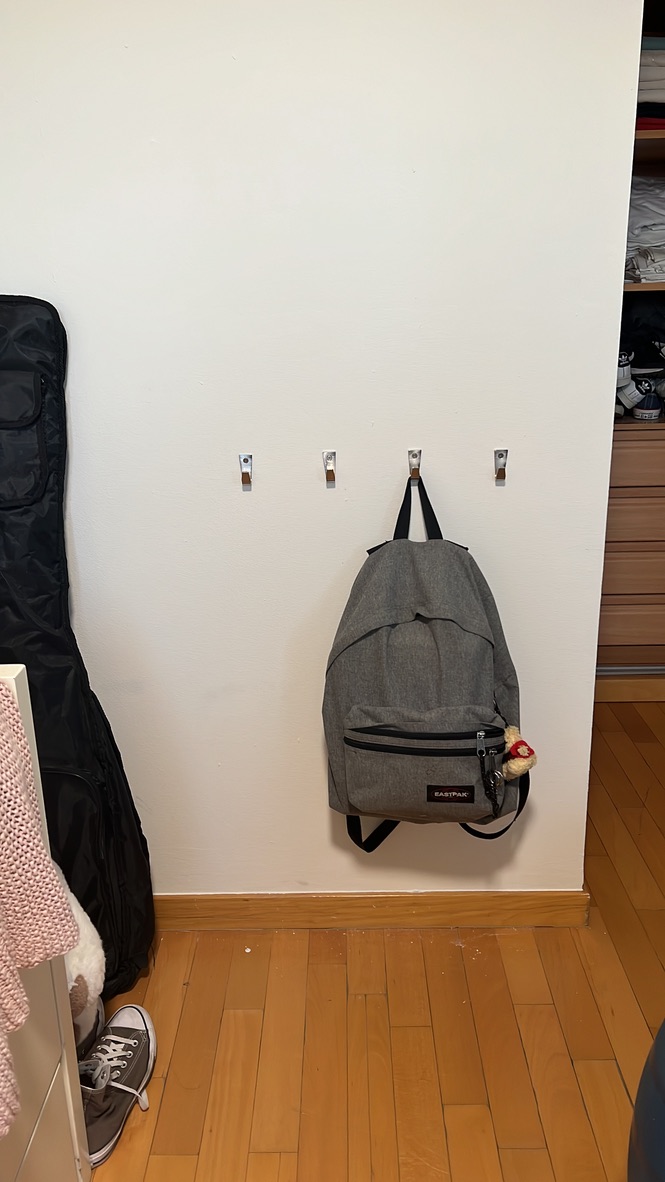 B5ED6EA1-DF2D-4B9F-A2C3-1DFD5697E115_1_105_c