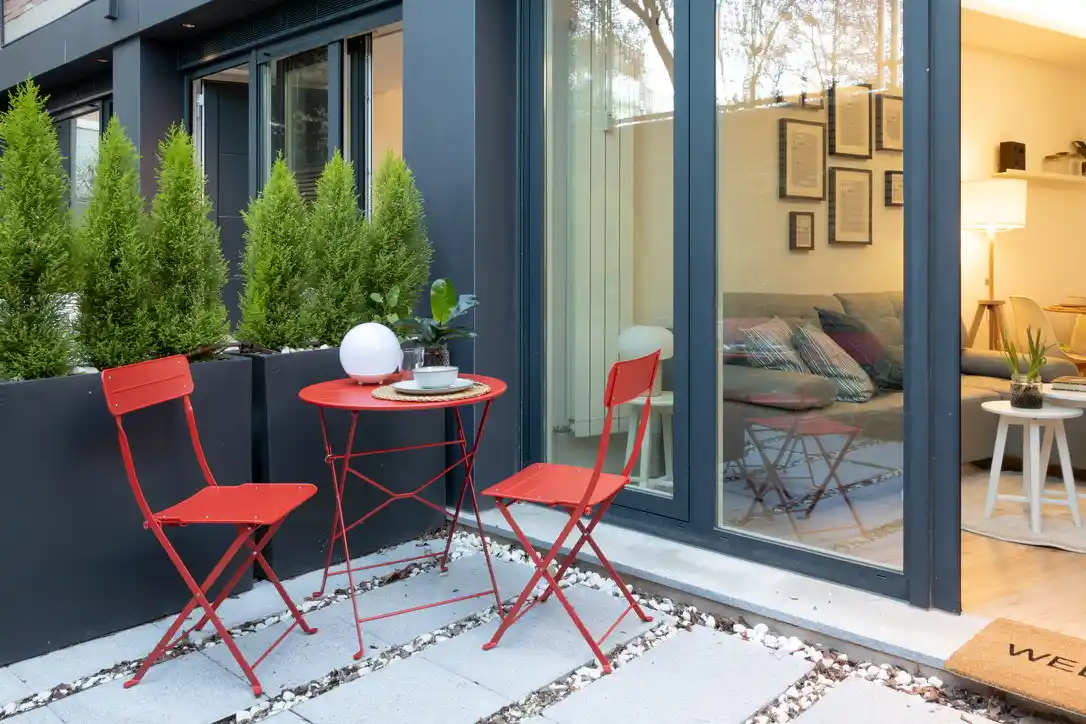 BB92ACD7-E6C4-49B3-BC2F-37F763FB01C1_1_105_c